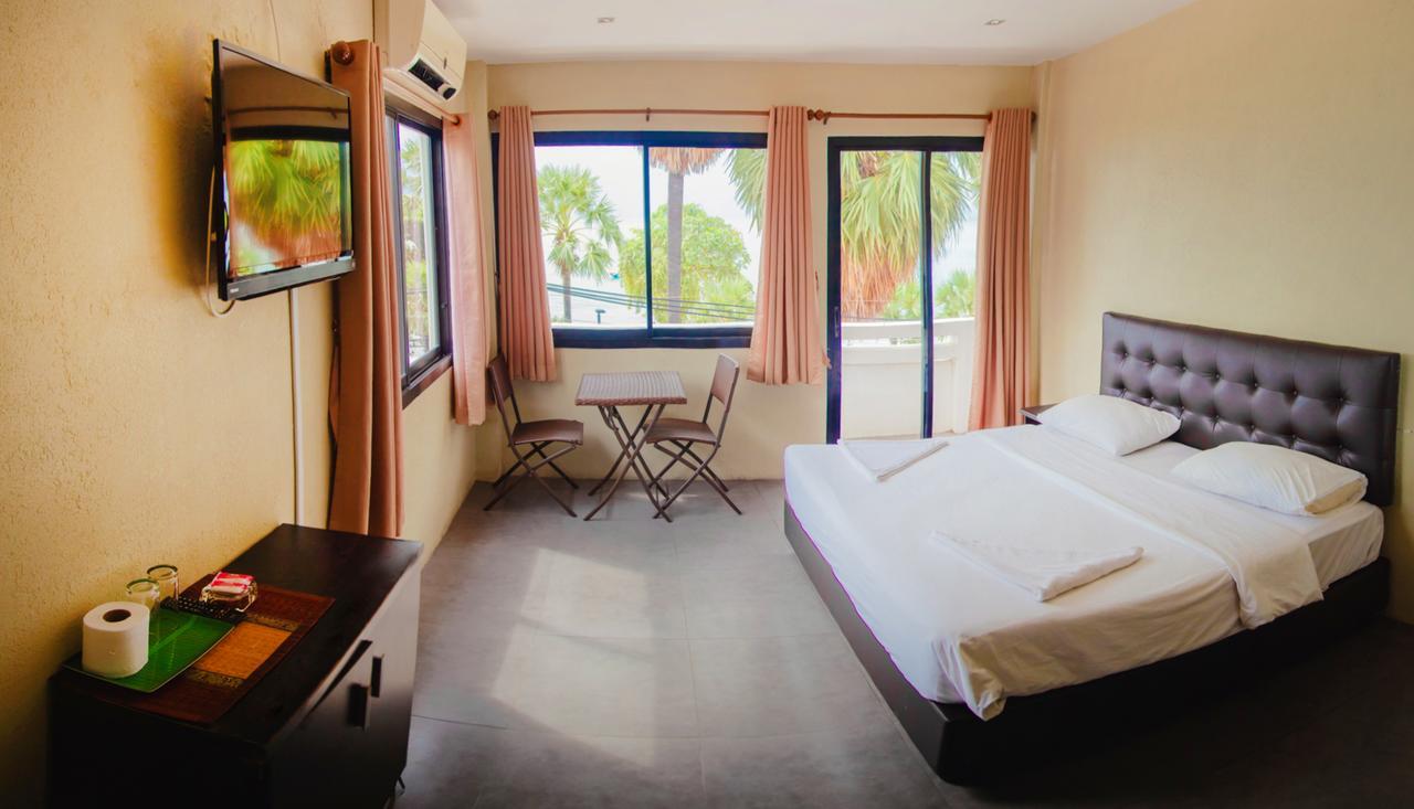 G.I Lodge Jomtien Beach Esterno foto