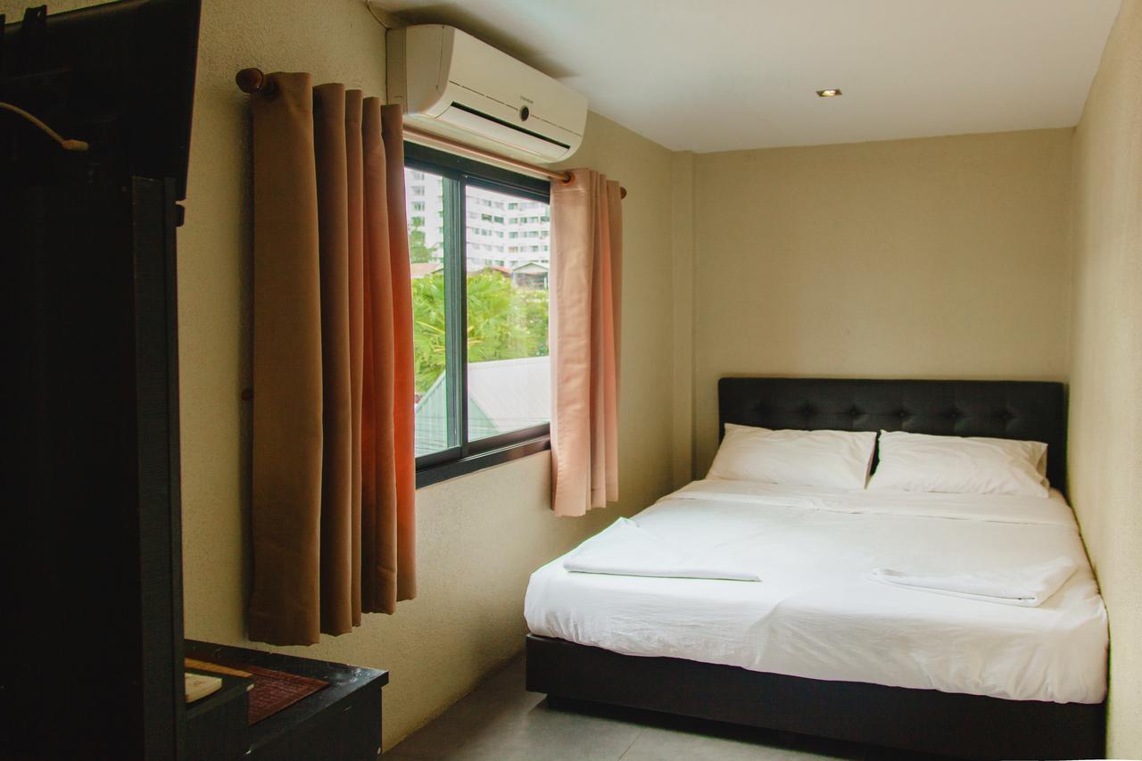G.I Lodge Jomtien Beach Esterno foto